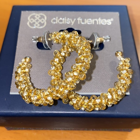 Daisy Fuentes Gold earring bundle - Picture 3 of 6